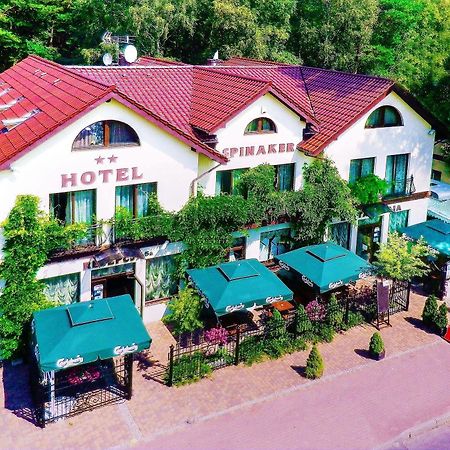 Hotel Spinaker Łeba Buitenkant foto