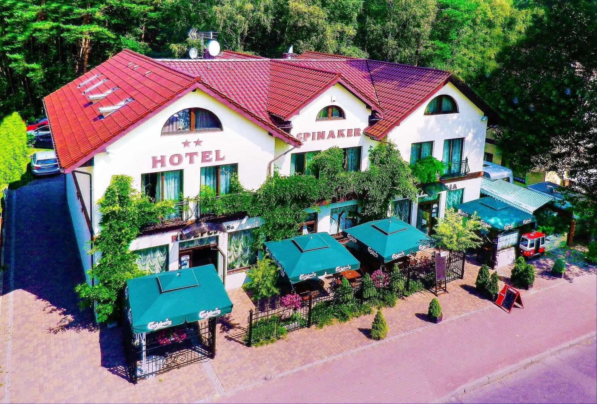Hotel Spinaker Łeba Buitenkant foto