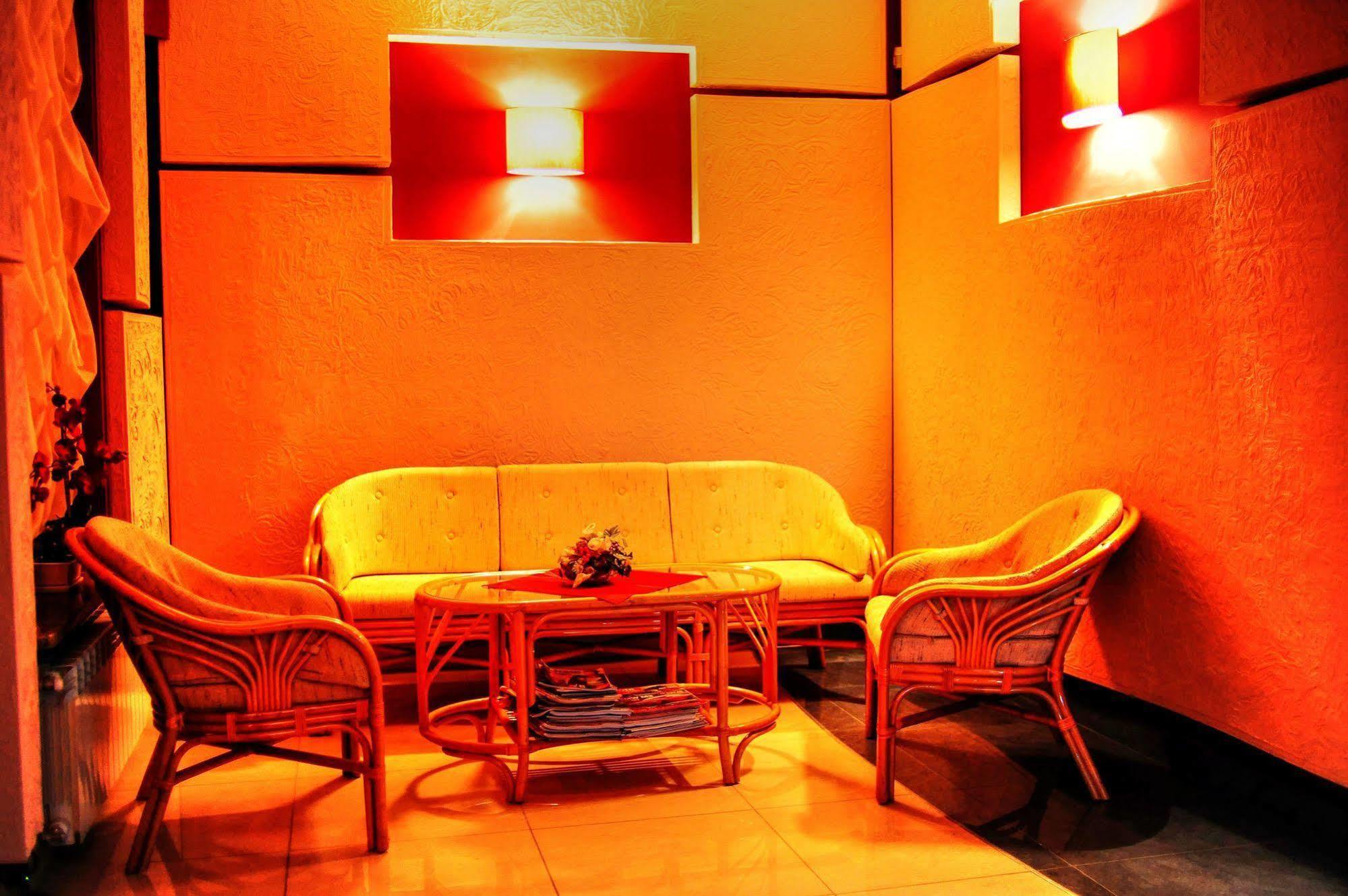 Hotel Spinaker Łeba Buitenkant foto